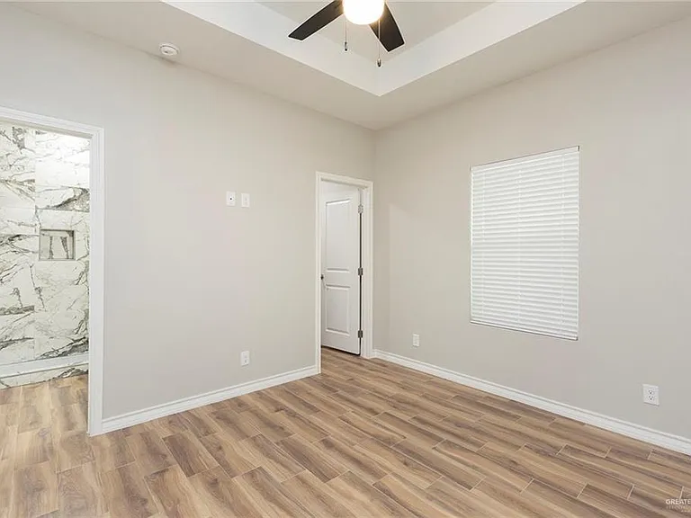 820 E Cedar Ave #101 — Photo 6