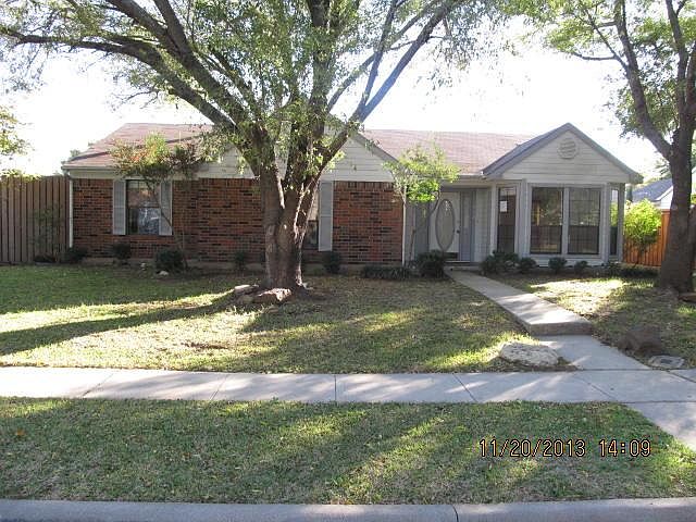 1st image of 410 Wind Wood Dr