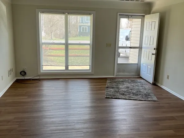 14094 Niagara Dr #2, Strongsville, OH 44136