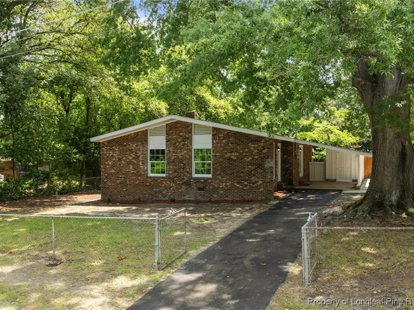 2105 Lombardy Dr, Fayetteville, NC 28304