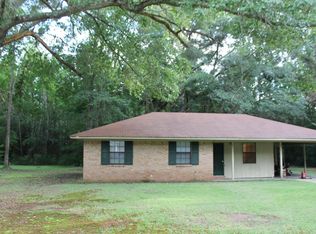 115 Chris Ln, Columbus, MS 39702