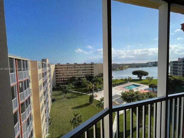 1750 NE 191st St APT 814, North Miami Beach, FL 33179