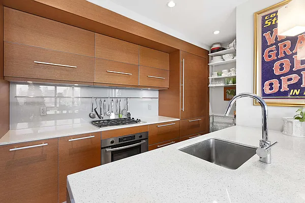 Rented by Compass | media 7