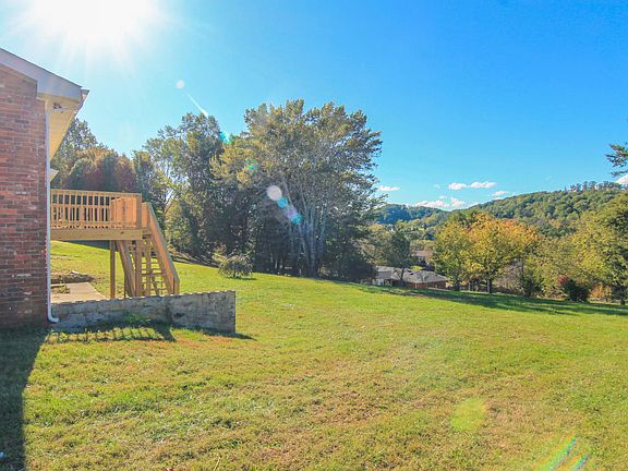 5th image of 8736 Highland Cir