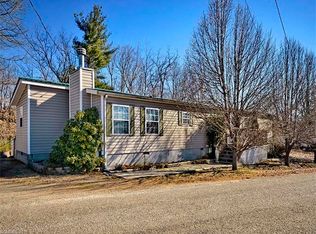 32 Parker Rd, Weaverville, NC 28787