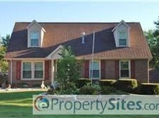 724 Clayton Dr, Clarksville, TN 37040