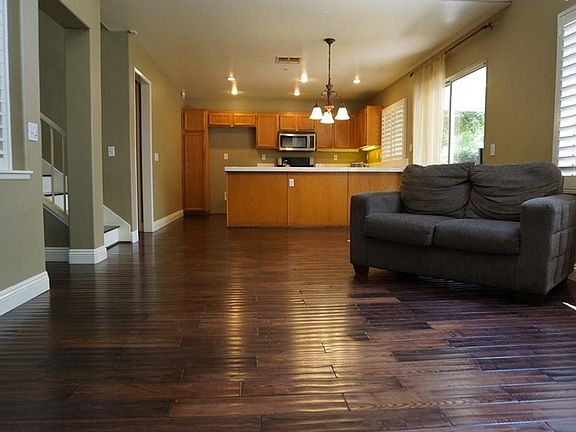 4th image of 14163 E Constitution Way