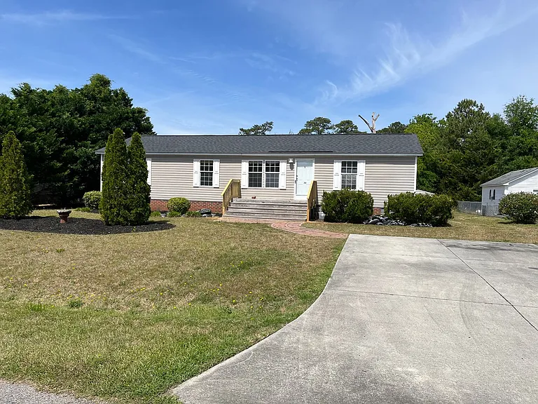 525 Soundside Dr — Photo 4