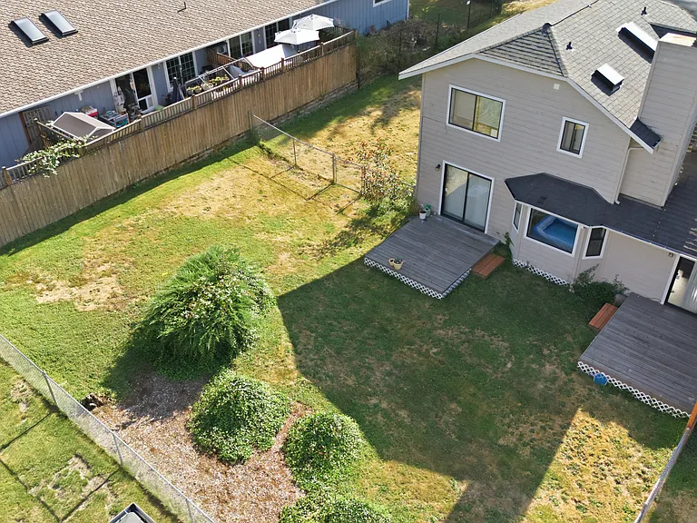 627 Shannon St — Photo 21