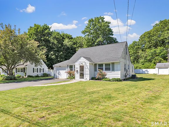 2nd image of 202 Glen Hills Road