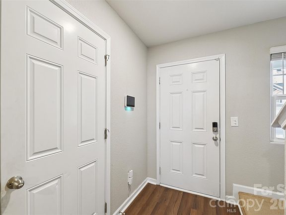 3rd image of 3337 Ellingford Rd