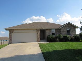 5546 W Clyde St, Springfield, MO 65802