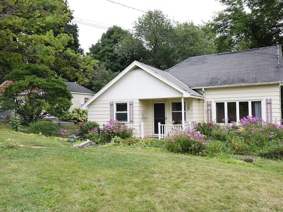 1st image of 301 Morey St