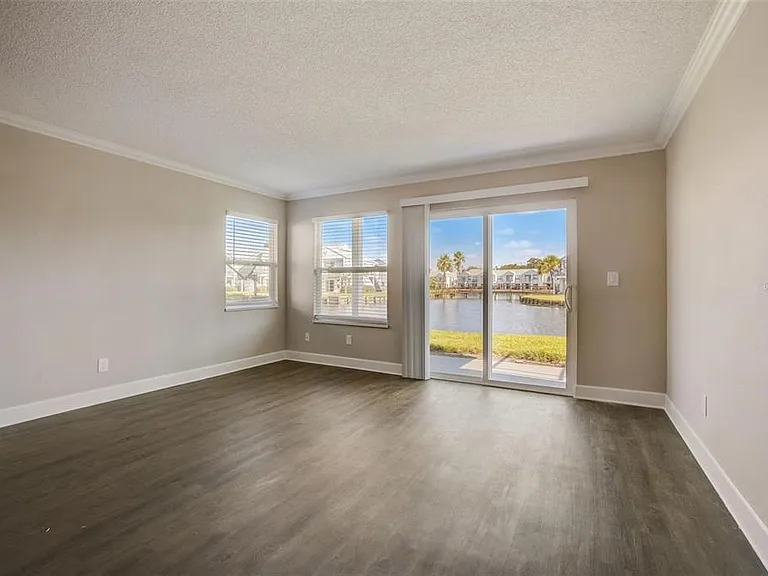 2556 Woodgate Blvd #101 — Photo 8