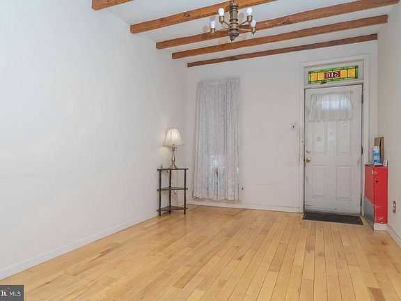 3rd image of 510 S Patterson Park Ave