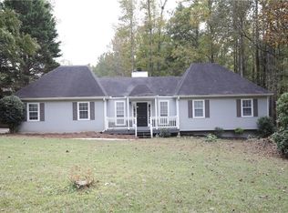 282 Township Dr, Hiram, GA 30141