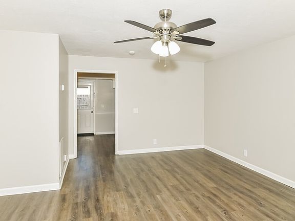 5th image of 1230 Shannon Ln