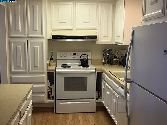 5th image of 3141 Golden Rain Rd APT 8