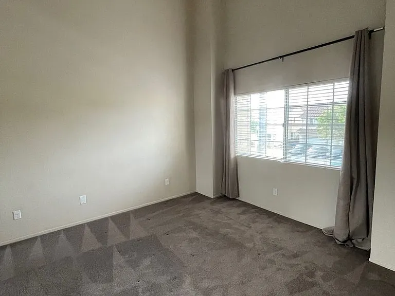 5341 Columbus Pl — Photo 15