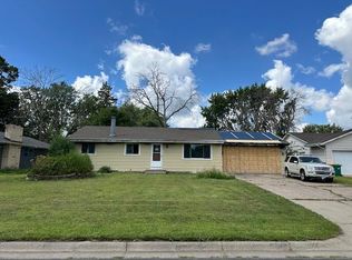 7013 Knox Ave N, Brooklyn Center, MN 55430