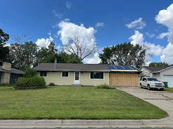 7013 Knox Ave N, Brooklyn Center, MN 55430