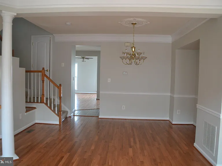 21958 Windy Oaks Sq — Photo 4