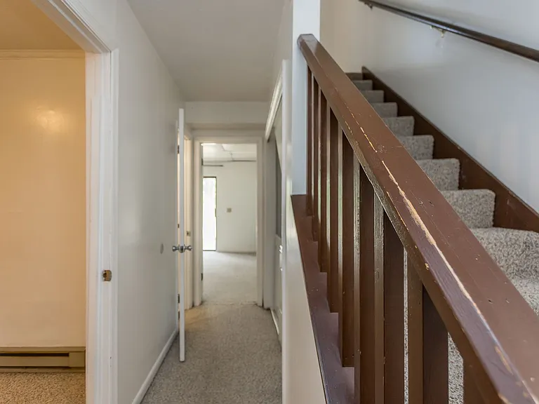 1124 Mountain View Dr — Photo 15