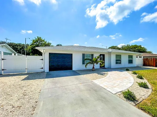 2845 Indianwood Dr, Sarasota, FL 34232