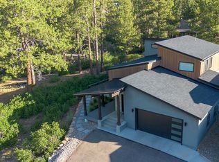 32 Yucca Ct, Durango, CO 81301