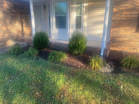 4th image of 679 Buttercup Dr