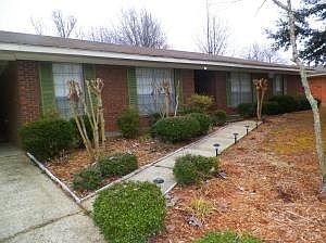 2nd image of 15 Clairmont Cir