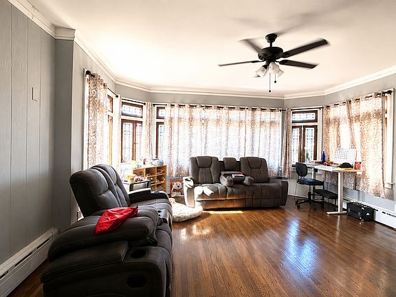 3rd image of 3005 W 55th St