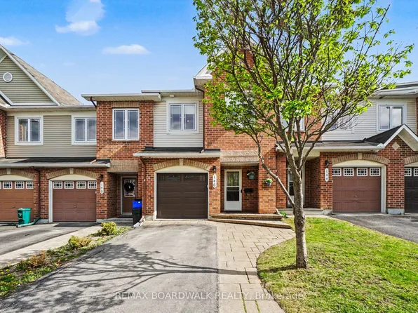 146 Marrissa Ave, Ottawa, ON K1J 0A6