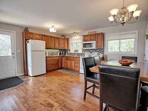 5th image of 264 Crosby Dr #1A