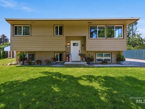 2813 N Francis St, Coeur D Alene, ID 83815