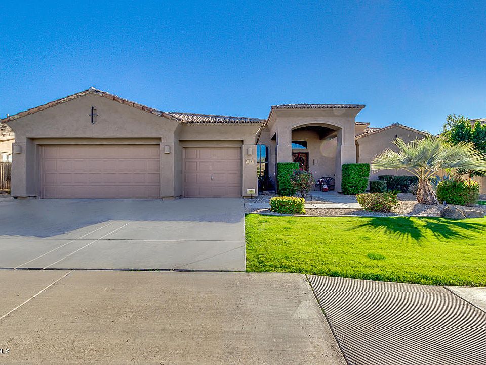 1st image of 1757 W Yosemite Pl