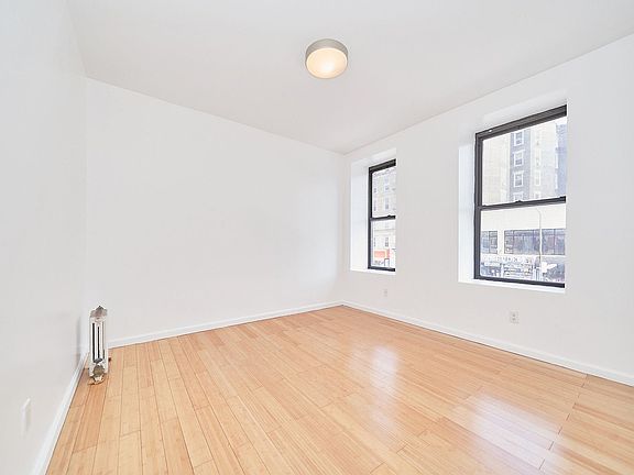 4th image of 301 Saint Nicholas Ave APT 22