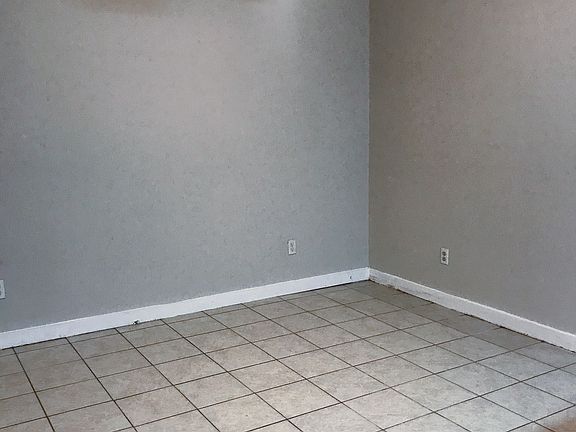 5th image of 1101 Locust St #8