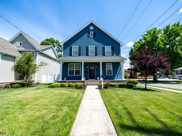 36 Walnut St, Little Falls Twp., NJ 07424