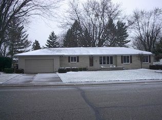 205 S Clark St, Auburn, IN 46706