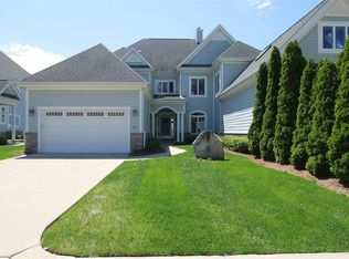 709 Wind Rivers Dr, Grafton, IL 62037