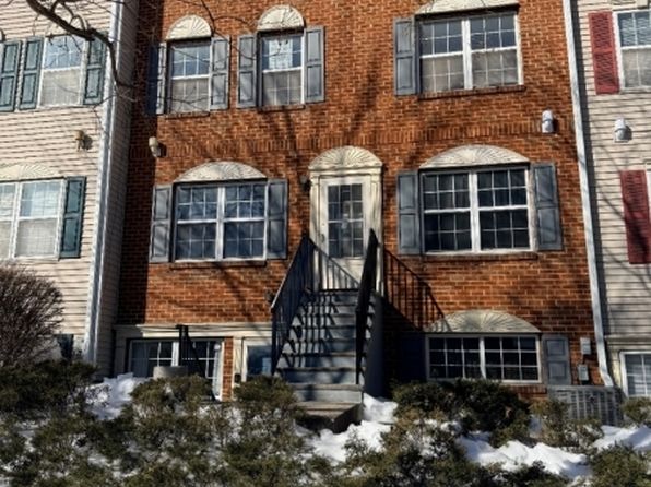 49B Wickliffe St, Newark City, NJ 07103