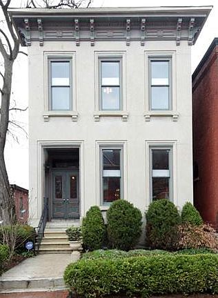 2nd image of 2321 Albion Pl