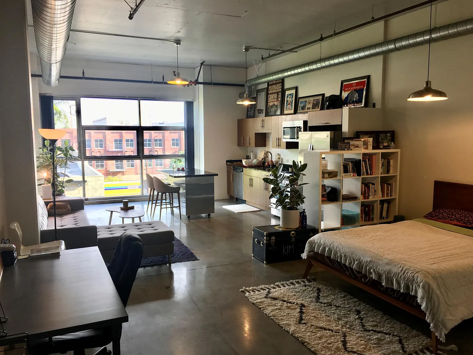Studio, 880 sqft, $2,900 — Photo 3