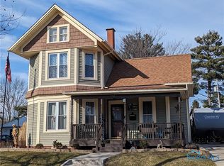 744 W Washington St, Napoleon, OH 43545