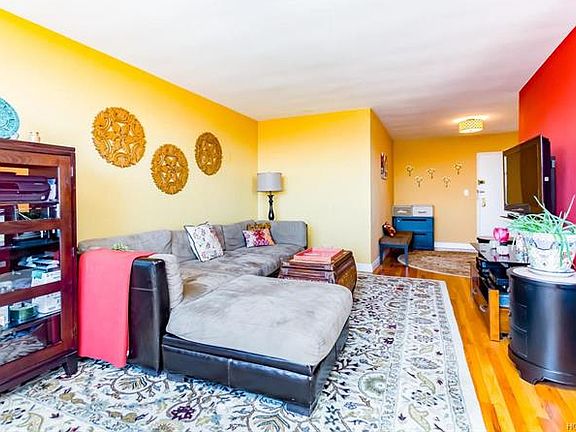 3rd image of 3200 Netherland Ave APT 5B