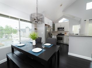224 Sunset Dr, Hercules, CA 94547