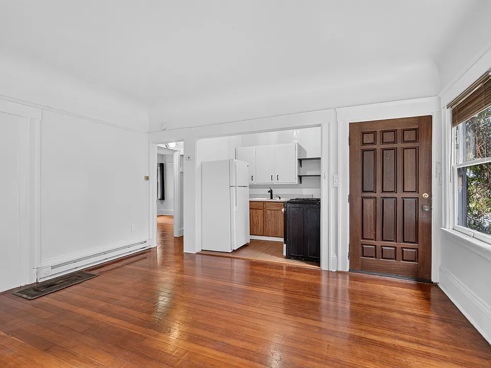 2808 Derby St #2810