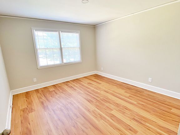 5th image of 306 N Ireland St #308