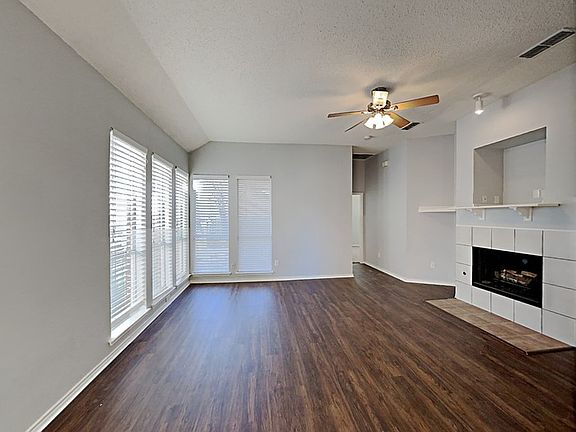 4th image of 4890 Lodgepole Ln